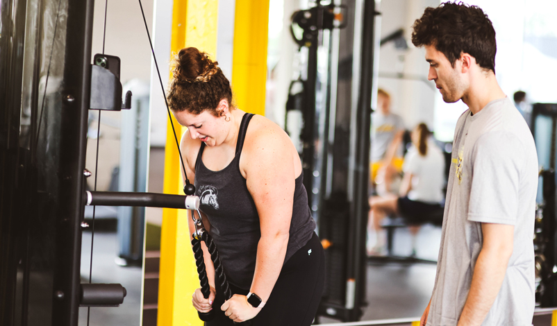 woman lifting weights