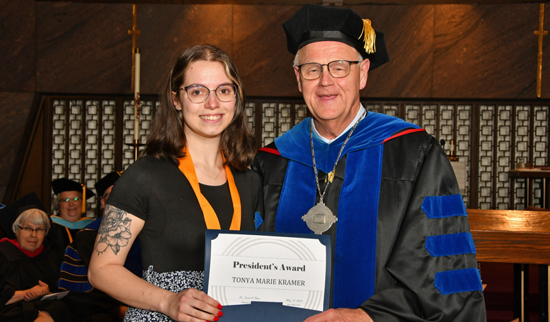 Tonya Kramer poses with the President