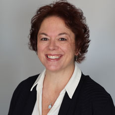 Carrie Scroggins Headshot