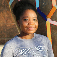 Helen Blevi '21 MBA Headshot